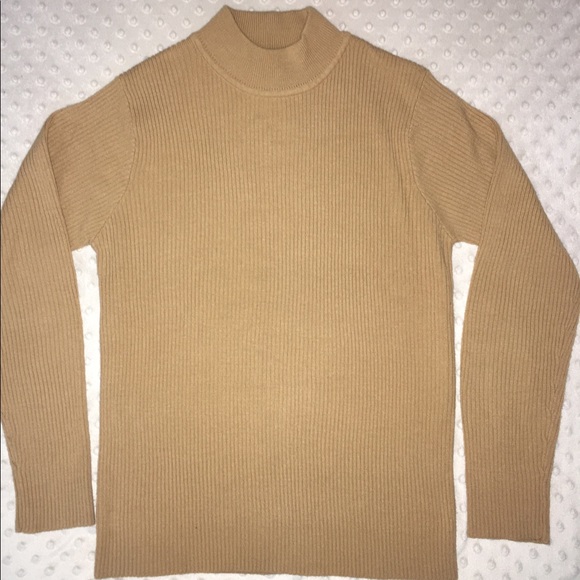 Sweater - Picture 6 of 8